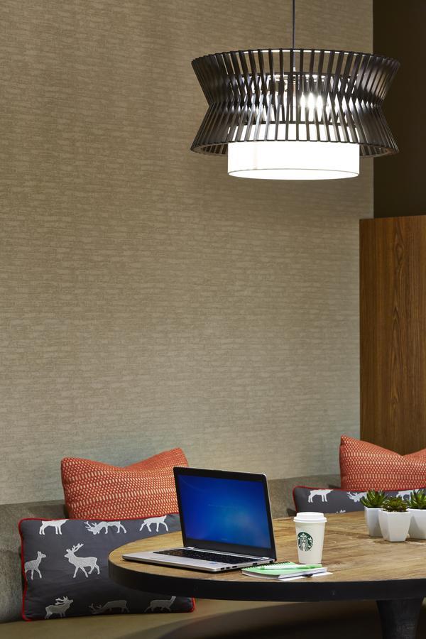 Courtyard By Marriott Озеро Джордж Экстерьер фото