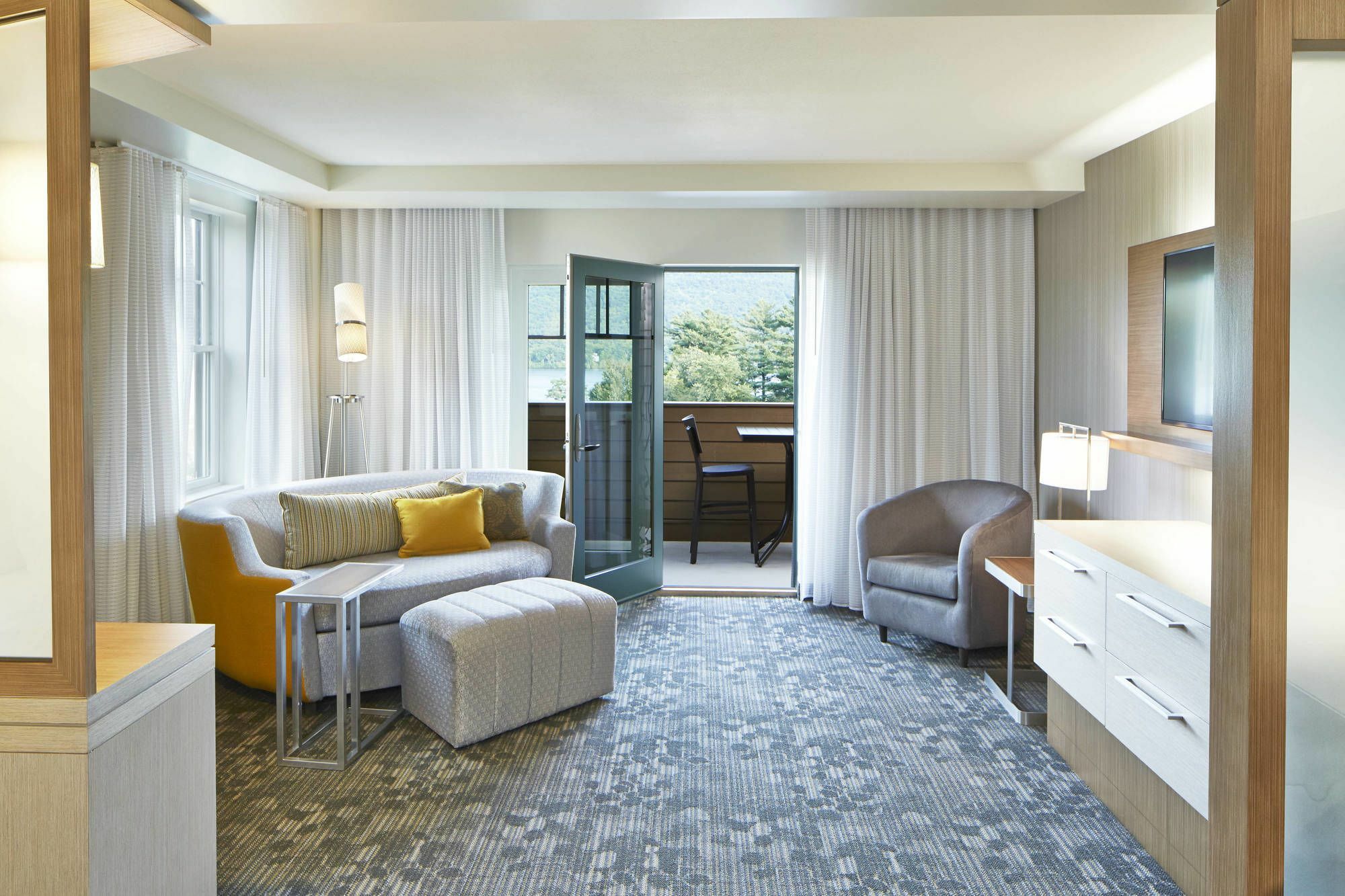 Courtyard By Marriott Озеро Джордж Экстерьер фото